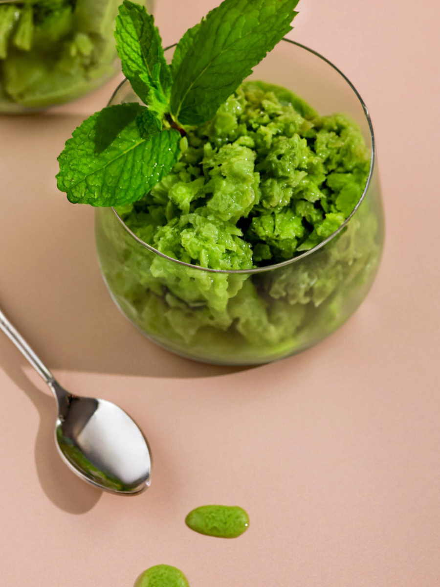 Chill Out with Matcha Granita: A Perfect Summer Treat 🌞🍵