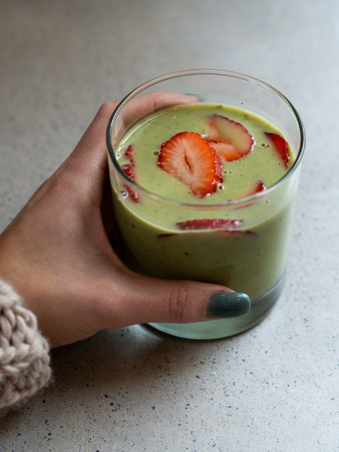 🍓 Iced Strawberry Matcha!