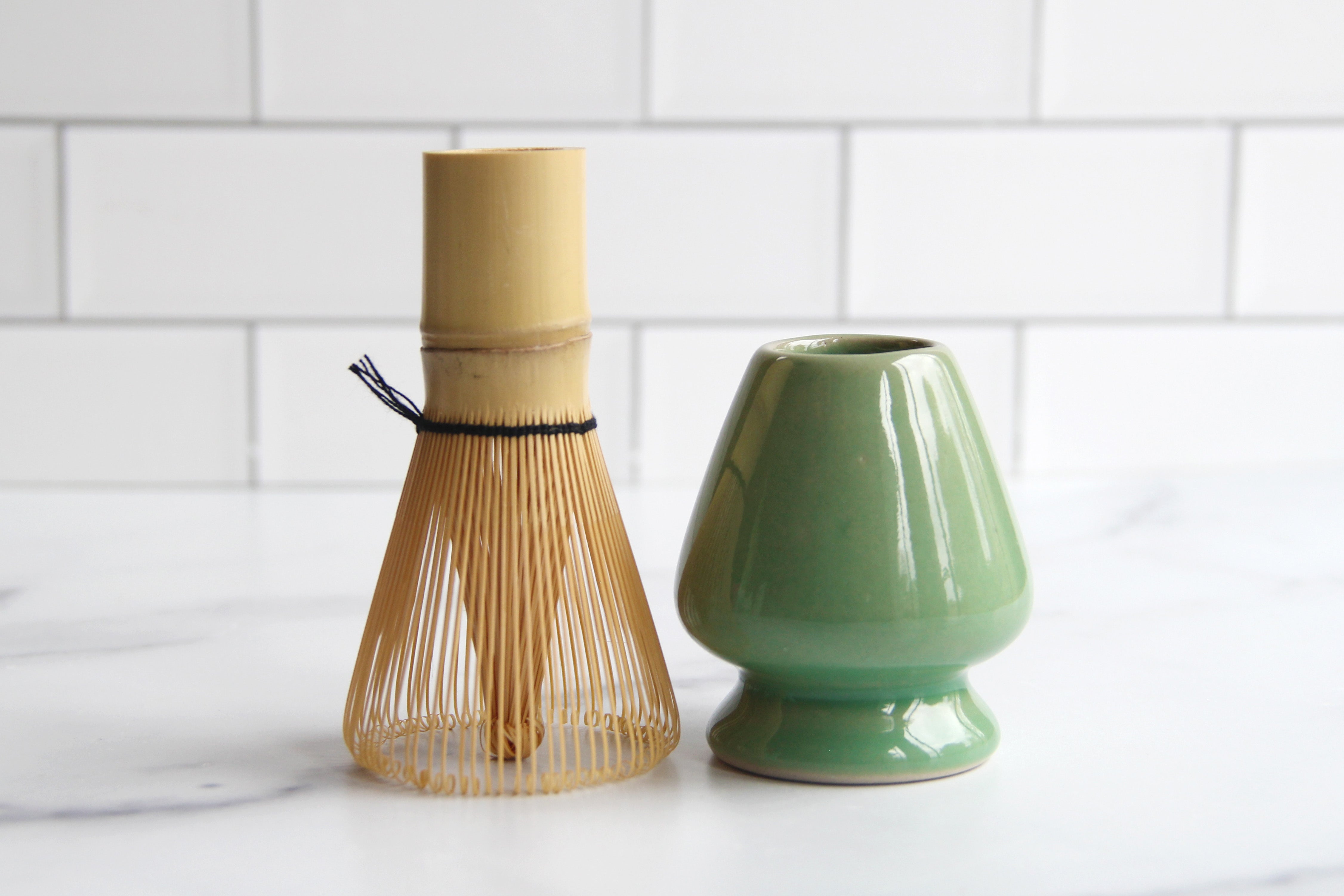 Matcha Whisk Holder Kusen – cermaic stand for matcha whisk